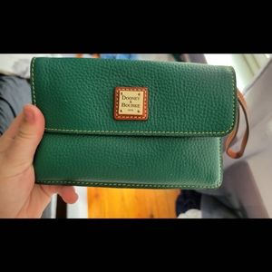 Dooney and bourke wristlet